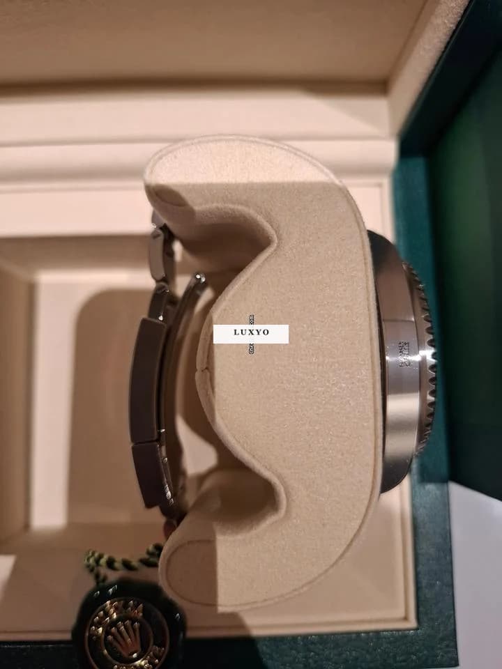 Rolex GMT-Master II "Batman" Full set, unworn - Thumbnail 5