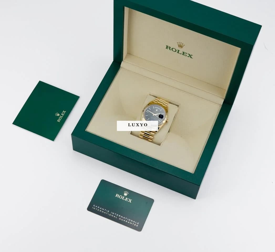 Rolex Day-Date 40 The Ultimate Status Symbol in 18K Yellow Gold - Thumbnail 2