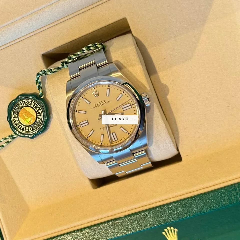 Rolex Oyster Perpetual  Stainless Dial (2025) Rolex oyster BEIGE 41 mm / Ref: 134300 / New and stickers . - Thumbnail 2