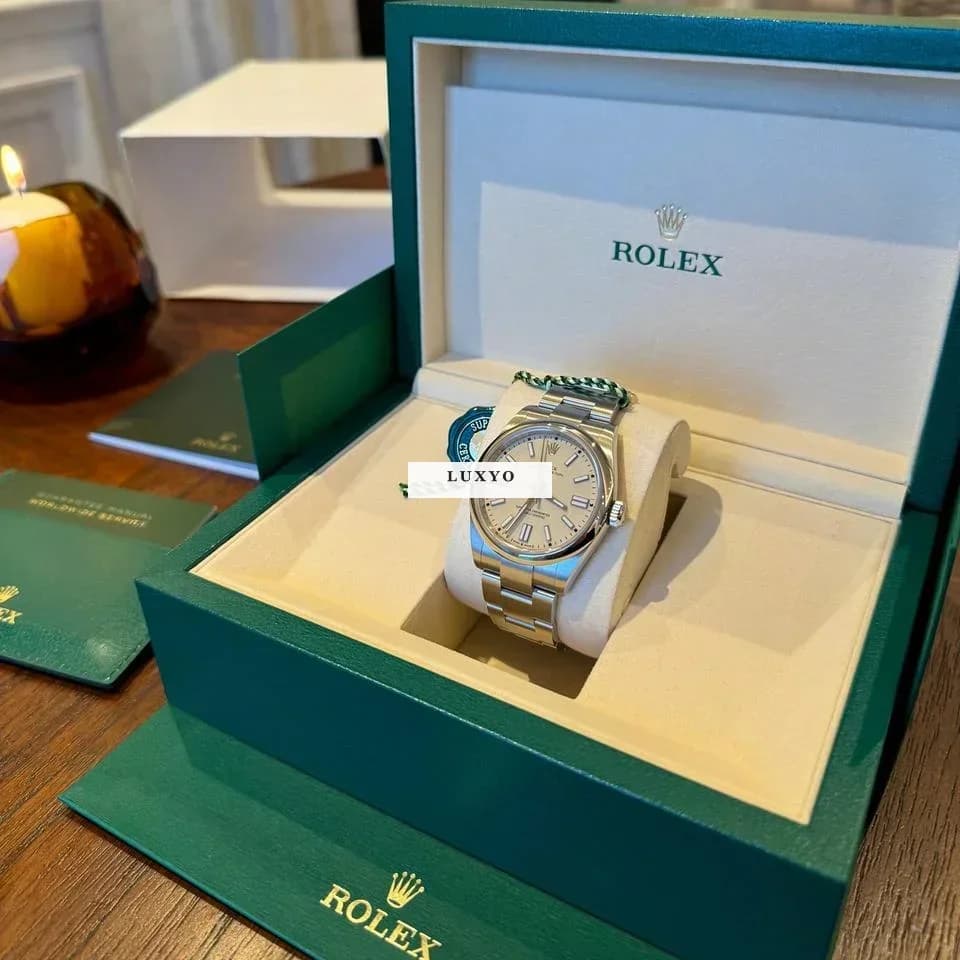 Rolex Oyster Perpetual  Stainless Dial (2025) Rolex oyster BEIGE 41 mm / Ref: 134300 / New and stickers . - Thumbnail 5