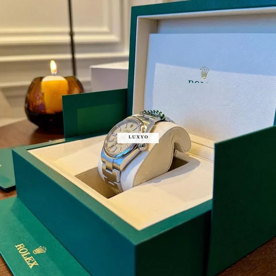 Rolex Oyster Perpetual  Stainless Dial (2025) Rolex oyster BEIGE 41 mm / Ref: 134300 / New and stickers . - Thumbnail 10