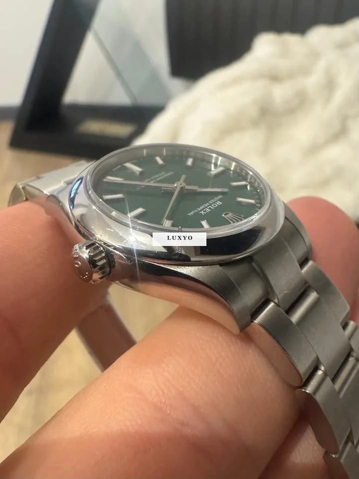 Rolex Oyster Perpetual 31 2024 - Full Set - Excellent état - Portée 1 fois - Thumbnail 19