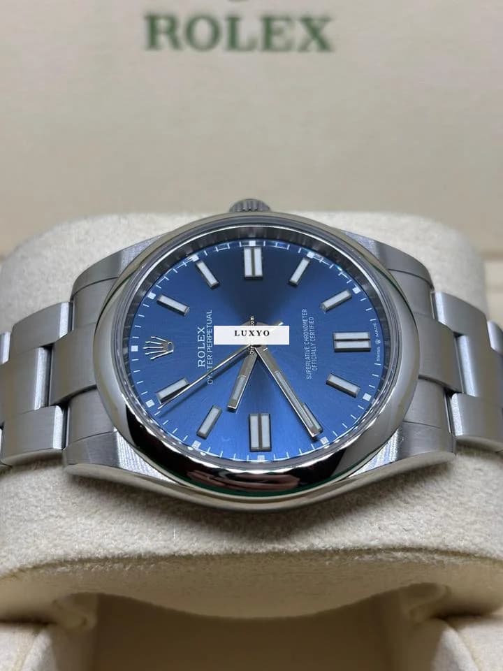 Rolex Oyster Perpetual 41 - Thumbnail 2