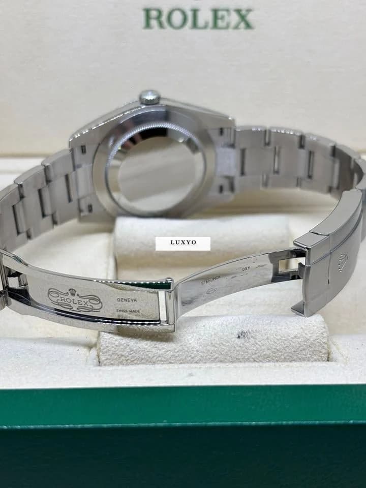 Rolex Oyster Perpetual 41 - Thumbnail 5