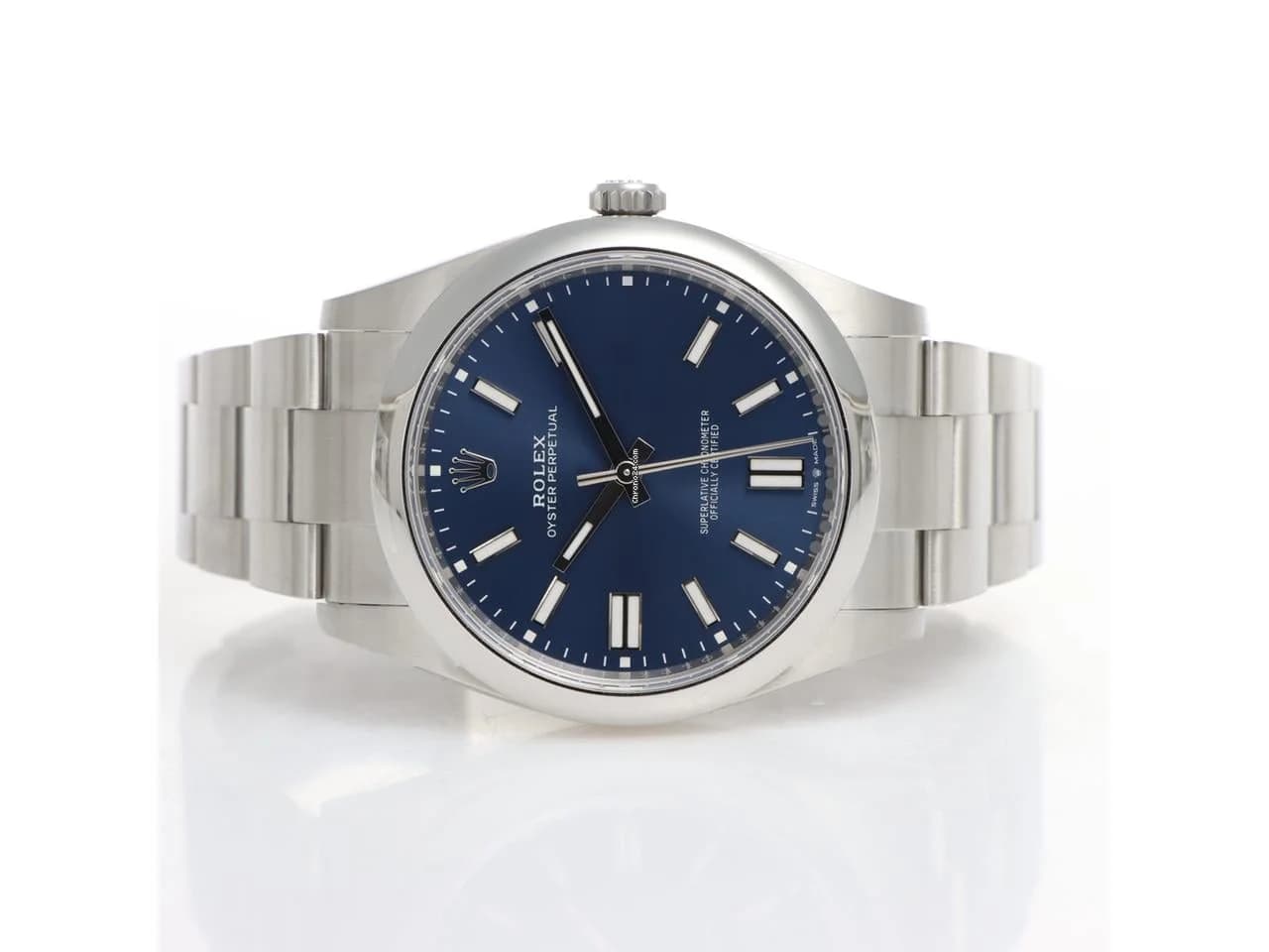 Rolex Oyster Perpetual 41 Blue Dial Excellent Conditions Full Set 01/2025 - Thumbnail 10