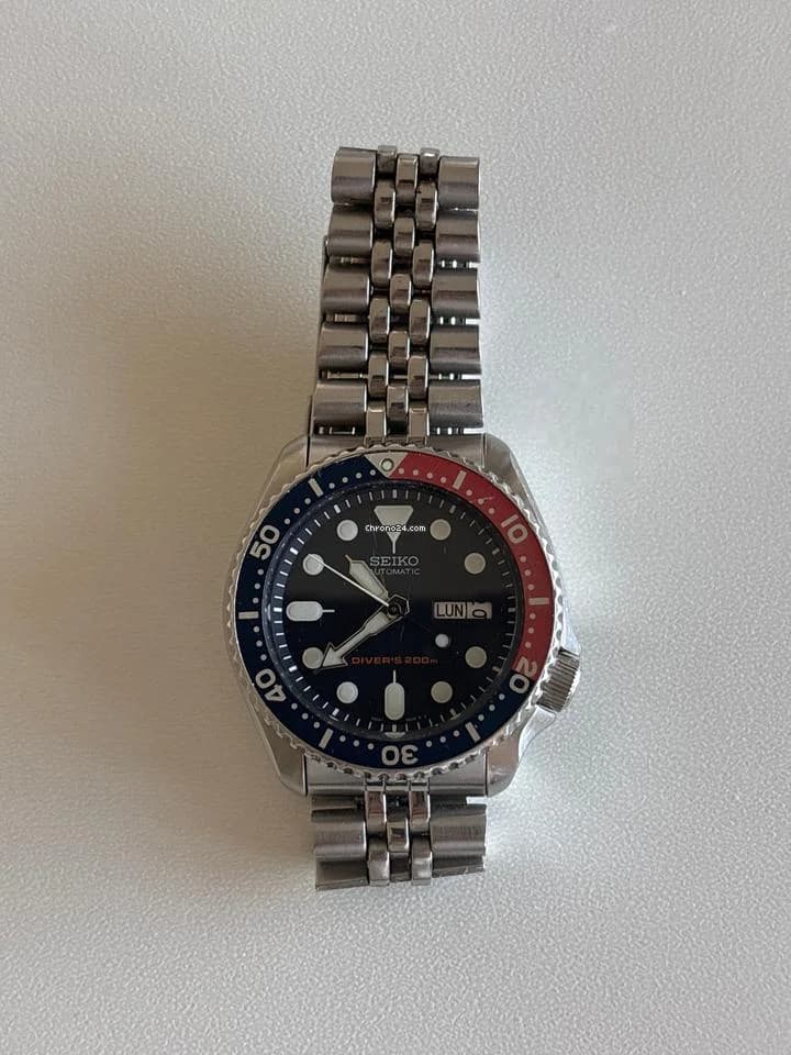 Seiko SKX009K2 - Thumbnail 2