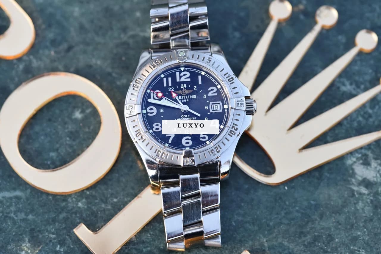 Breitling Colt Gmt Black dial - pristine crystal and dial - Image 1