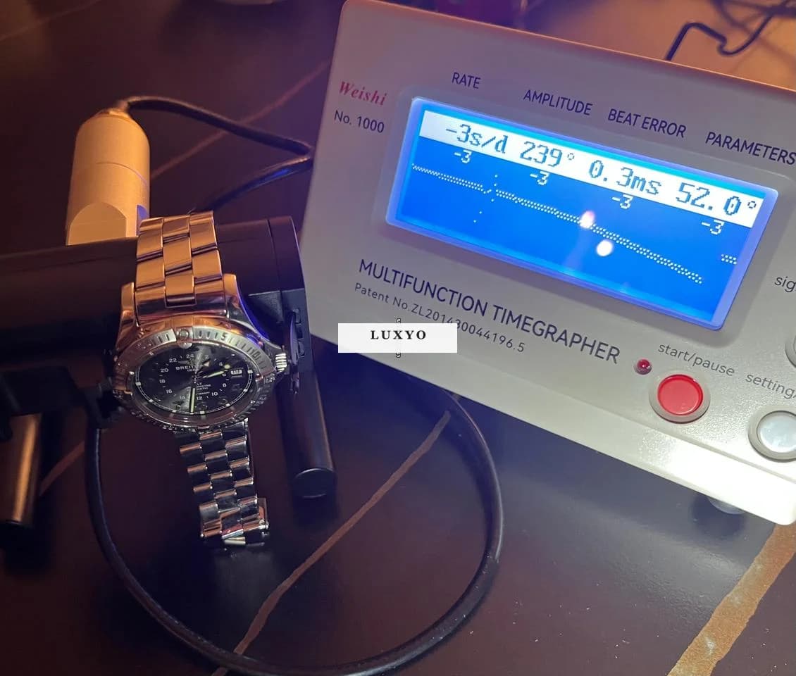 Breitling Colt Gmt Black dial - pristine crystal and dial - Thumbnail 13