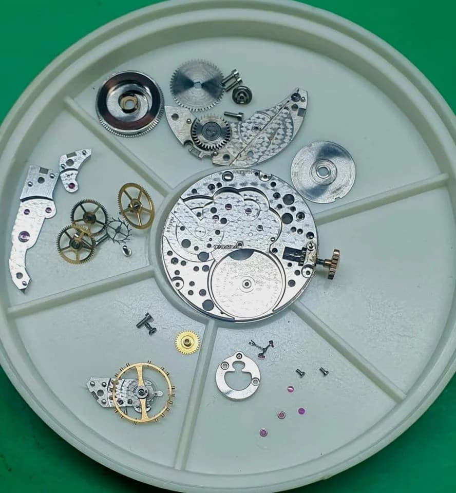 Vacheron Constantin JUMBO BLACK DIAL GOLD 18KT 0.750 Cal P453/3B Like New - Thumbnail 16