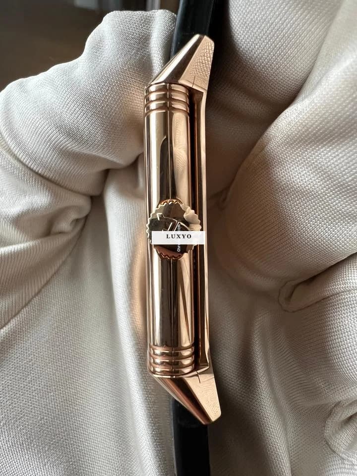 Jaeger-LeCoultre Reverso Tribute Monoface Small Seconds 2025 Like New Warranty 2033 - Thumbnail 15
