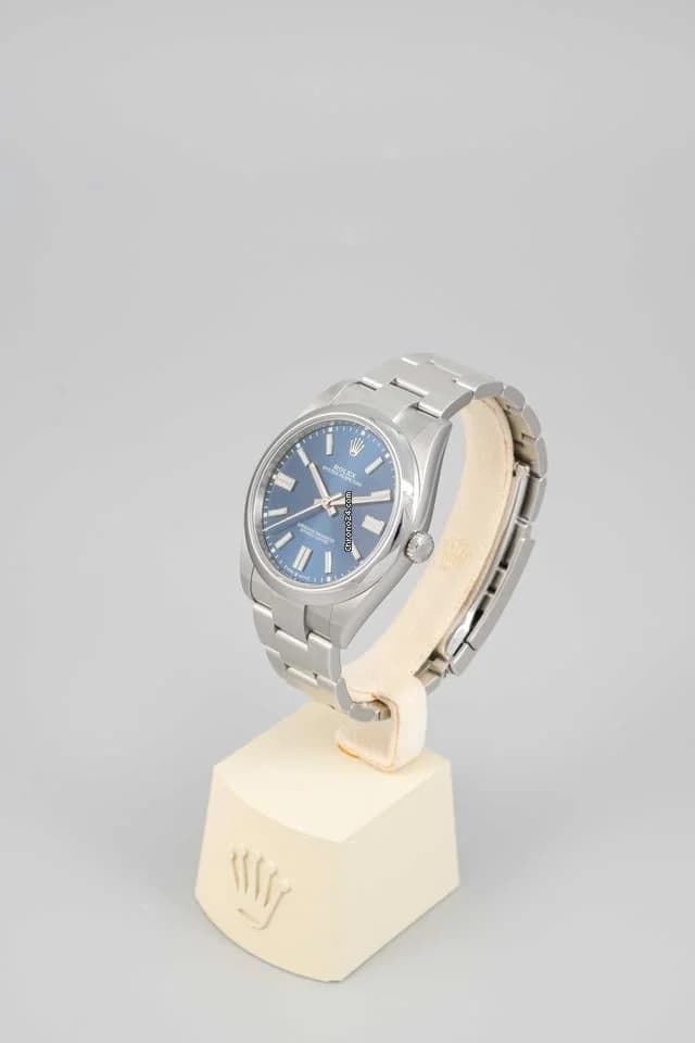Rolex Oyster Perpetual 41 Blue dial - Thumbnail 4