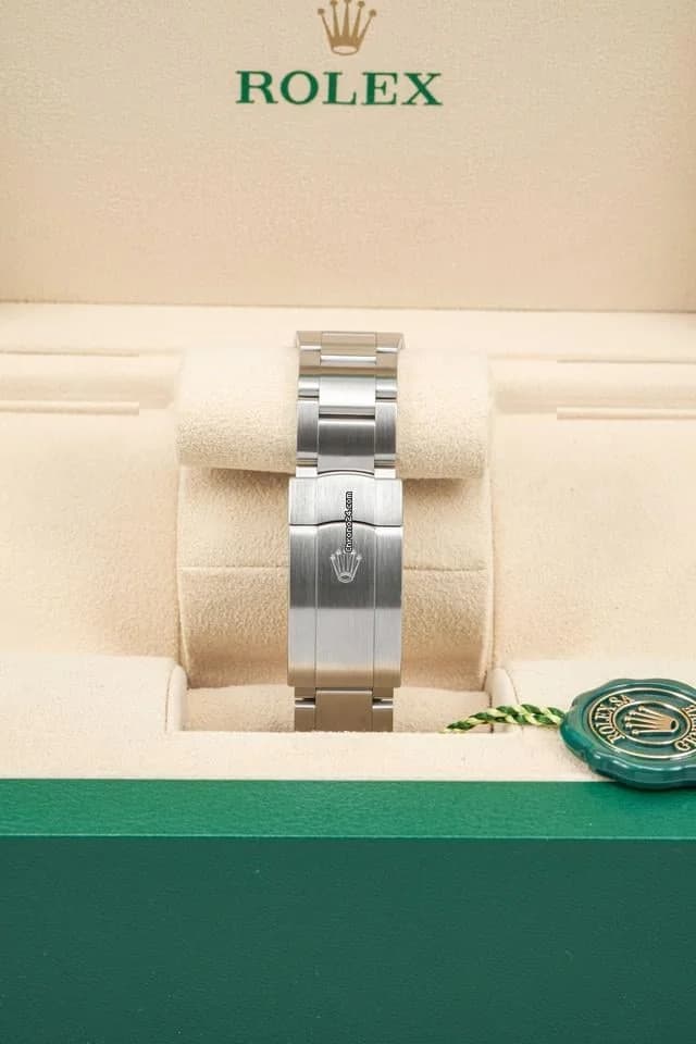 Rolex Oyster Perpetual 41 Blue dial - Thumbnail 9