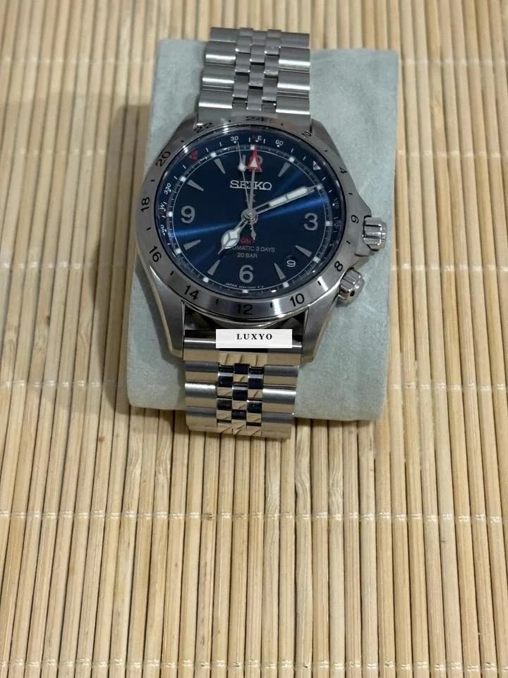 Seiko Prospex Alpinist  Automatic Like new box papers extra S J Louis Bracelet - Image 1