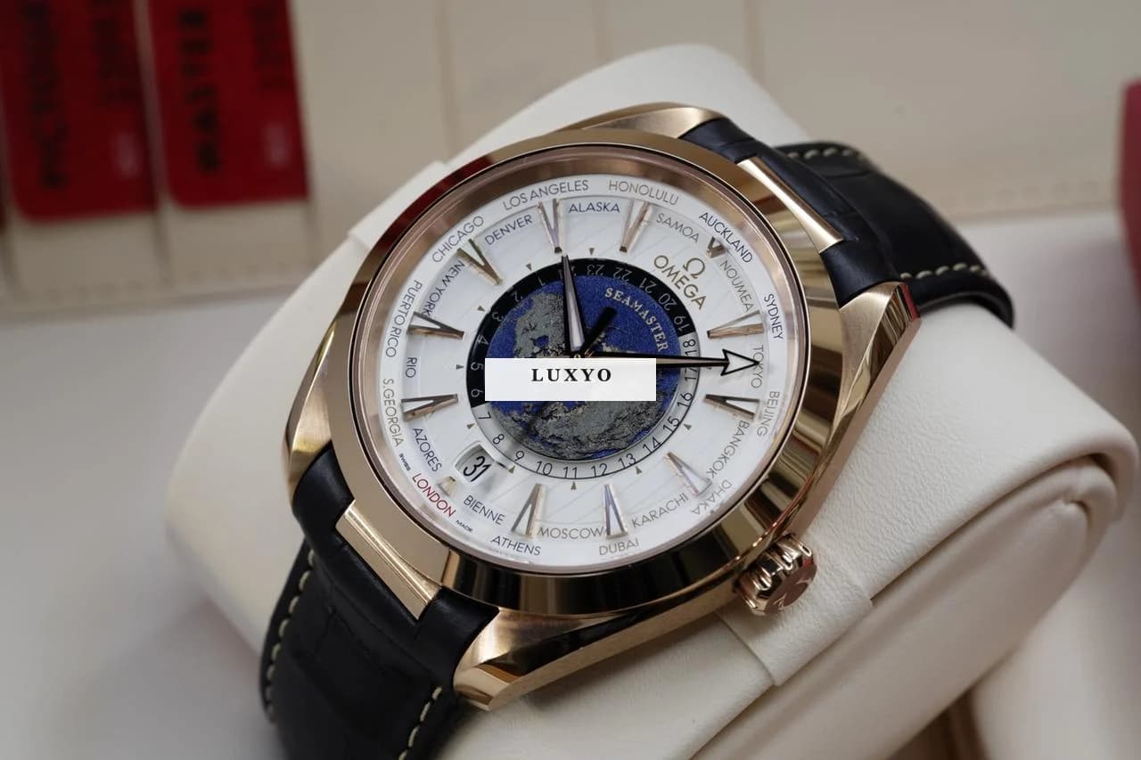 Omega Seamaster Aqua Terra 150m Master Chronometer Gmt Sedna Gold Full set 2020 b/p - Image 1