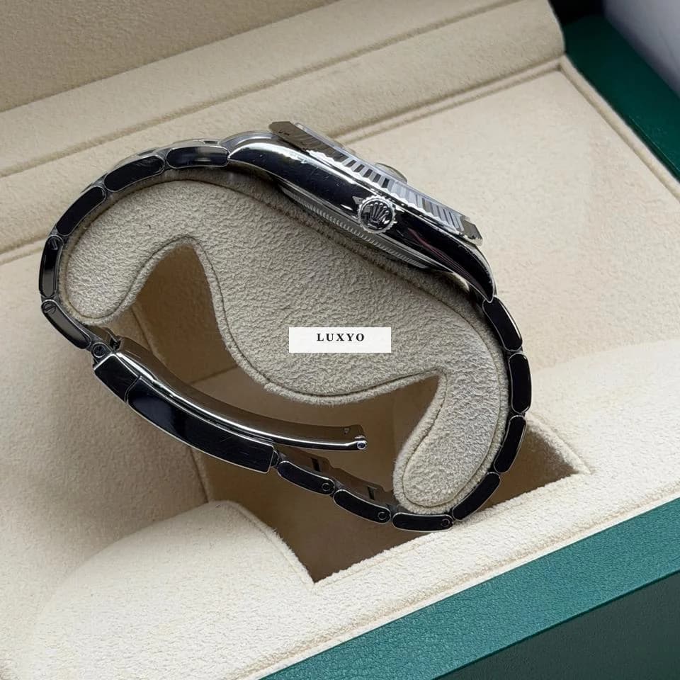 Rolex Datejust 41 JUL. 2024/FULL SET/GOOD CONDITION - Thumbnail 7