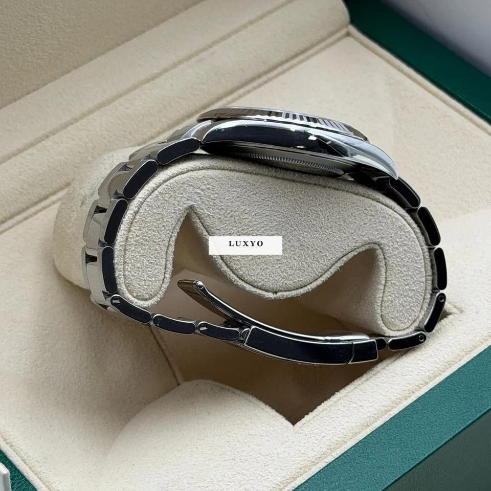 Rolex Datejust 41 JUL. 2024/FULL SET/GOOD CONDITION - Thumbnail 8