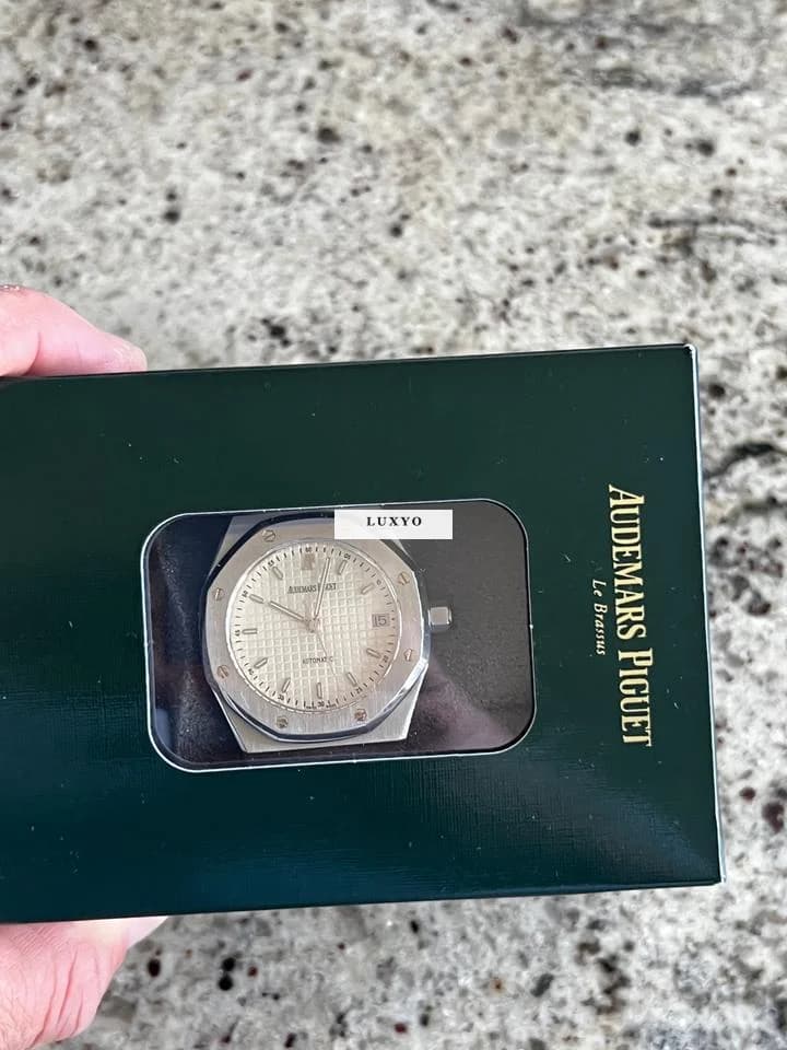 Audemars Piguet Royal Oak Ref. 14790ST White Tapisserie Dial / Mint Condition - Thumbnail 5