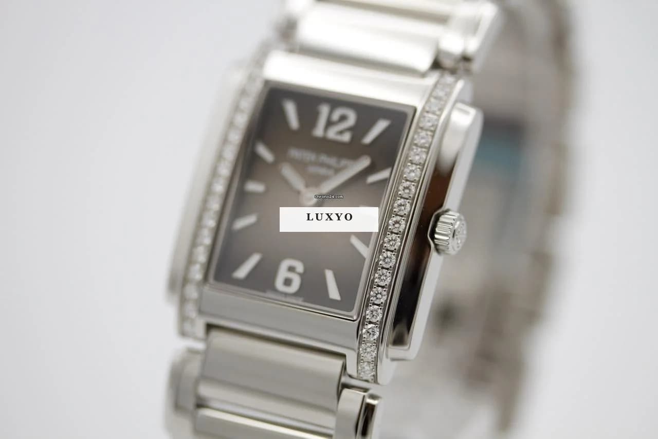 Patek Philippe Twenty~4 2024 Deutsch Fullset 98 % NEW 4910/1200A-010 - Thumbnail 4