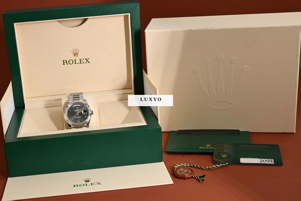 Rolex Day-Date 40 Platin Olive - LC100 08/2022 - Neuwertig - Full Set - Thumbnail 2