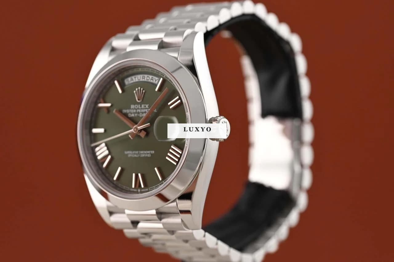 Rolex Day-Date 40 Platin Olive - LC100 08/2022 - Neuwertig - Full Set - Thumbnail 3