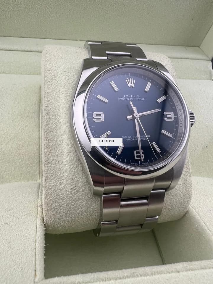 Rolex Oyster Perpetual 36 - Thumbnail 2