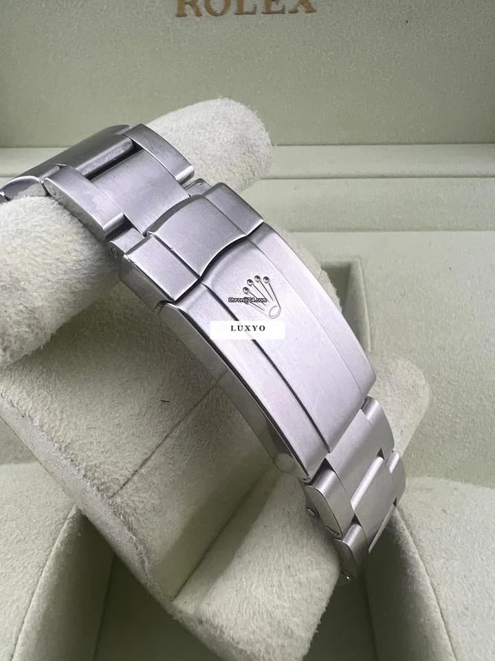 Rolex Oyster Perpetual 36 - Thumbnail 6