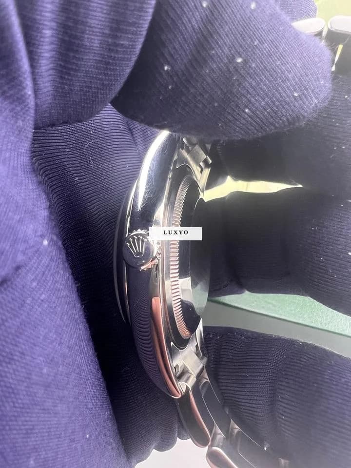 Rolex Oyster Perpetual 36 - Thumbnail 9