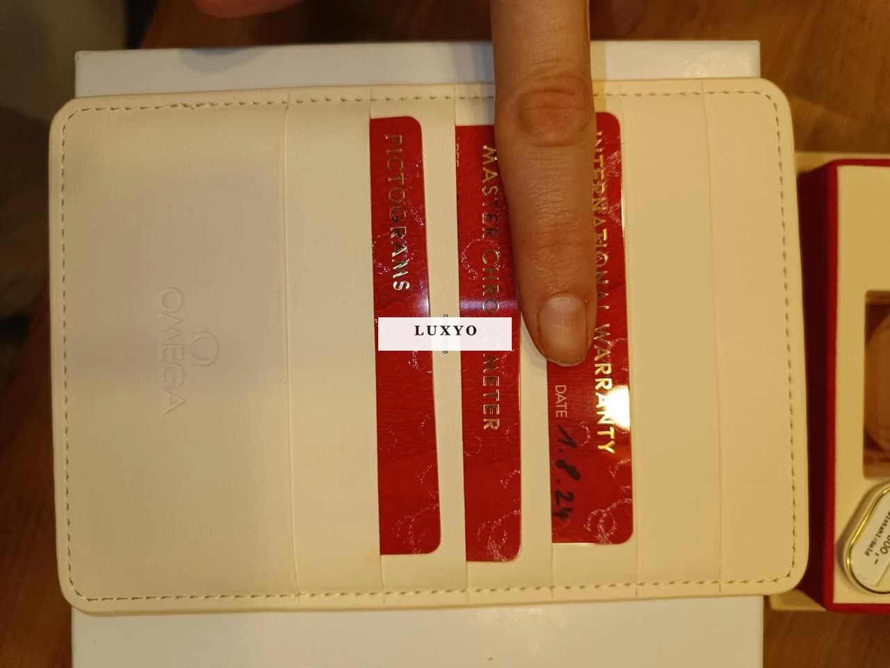 Omega De Ville Prestige Co-axial Master Chronometer Omega De Ville Prestige 34 gold 2024 perlmutt 43420342005002 - Thumbnail 7