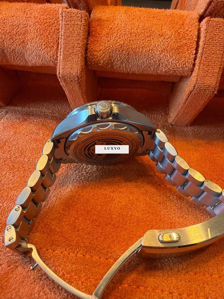 Omega Seamaster Planet Ocean 6000m - Thumbnail 2