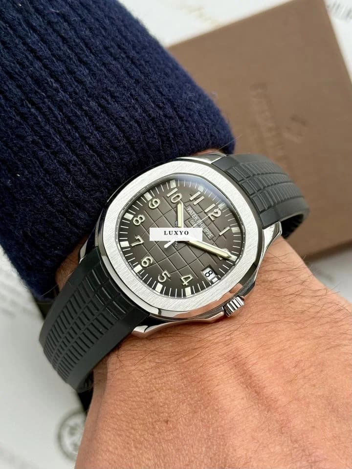 Patek Philippe Aquanaut ref 5167, Box and Extract, 2011 - Thumbnail 2