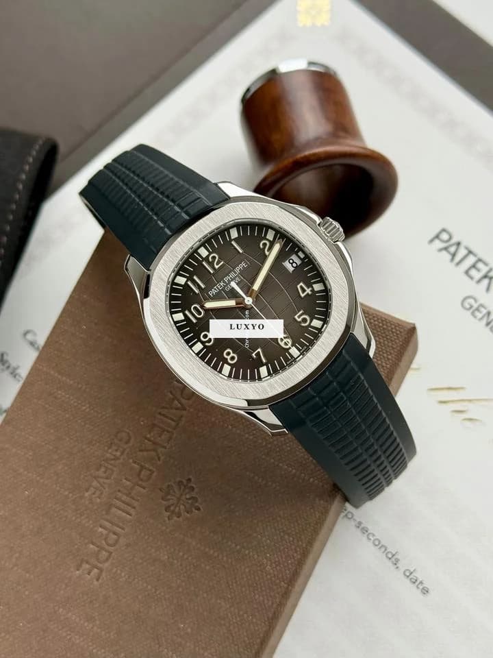 Patek Philippe Aquanaut ref 5167, Box and Extract, 2011 - Thumbnail 3