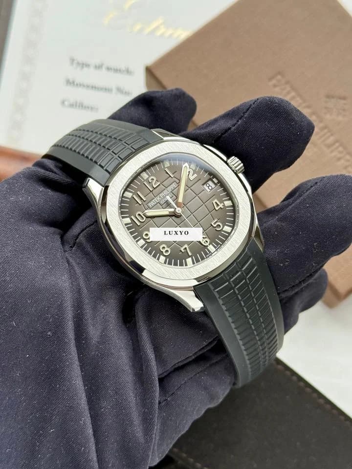 Patek Philippe Aquanaut ref 5167, Box and Extract, 2011 - Thumbnail 4