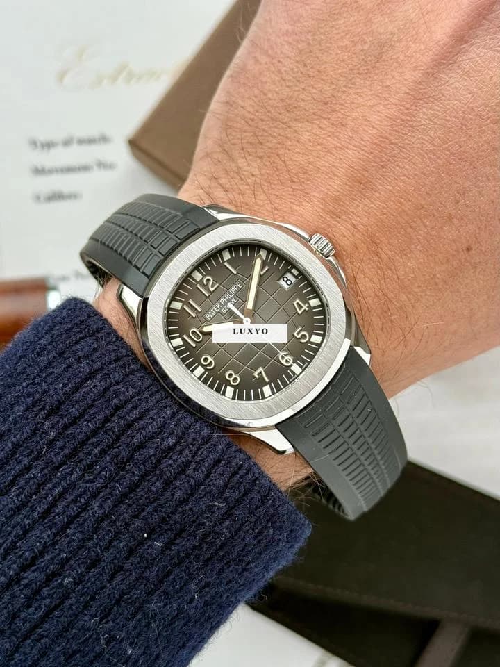 Patek Philippe Aquanaut ref 5167, Box and Extract, 2011 - Thumbnail 5