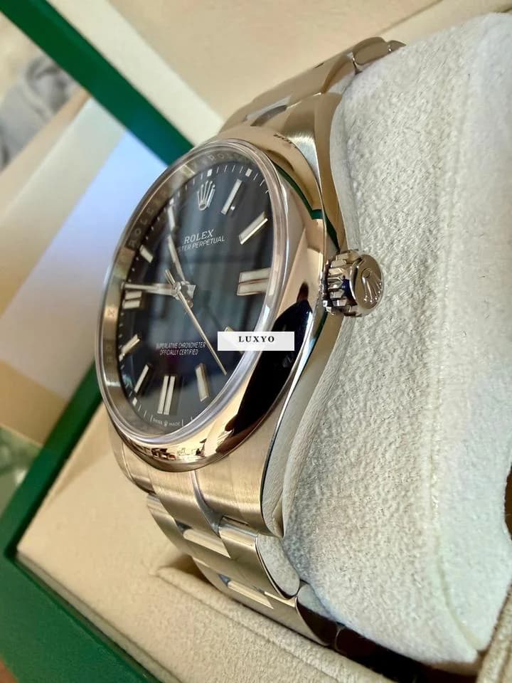 Rolex Oyster Perpetual 41 Full set - Excellent état - Thumbnail 4