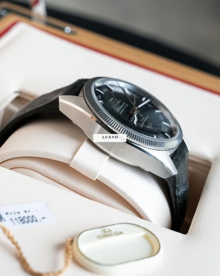 Omega Globemaster Co-axial Master Chronometer Annual - Thumbnail 4