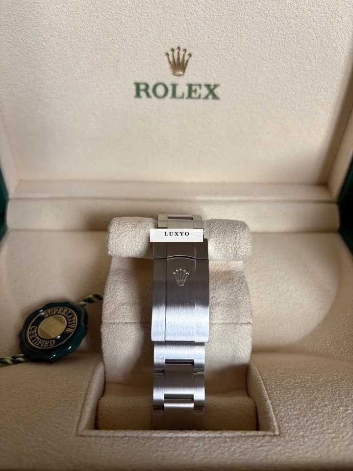 Rolex Oyster Perpetual 2023 « UNWORN » - Thumbnail 7