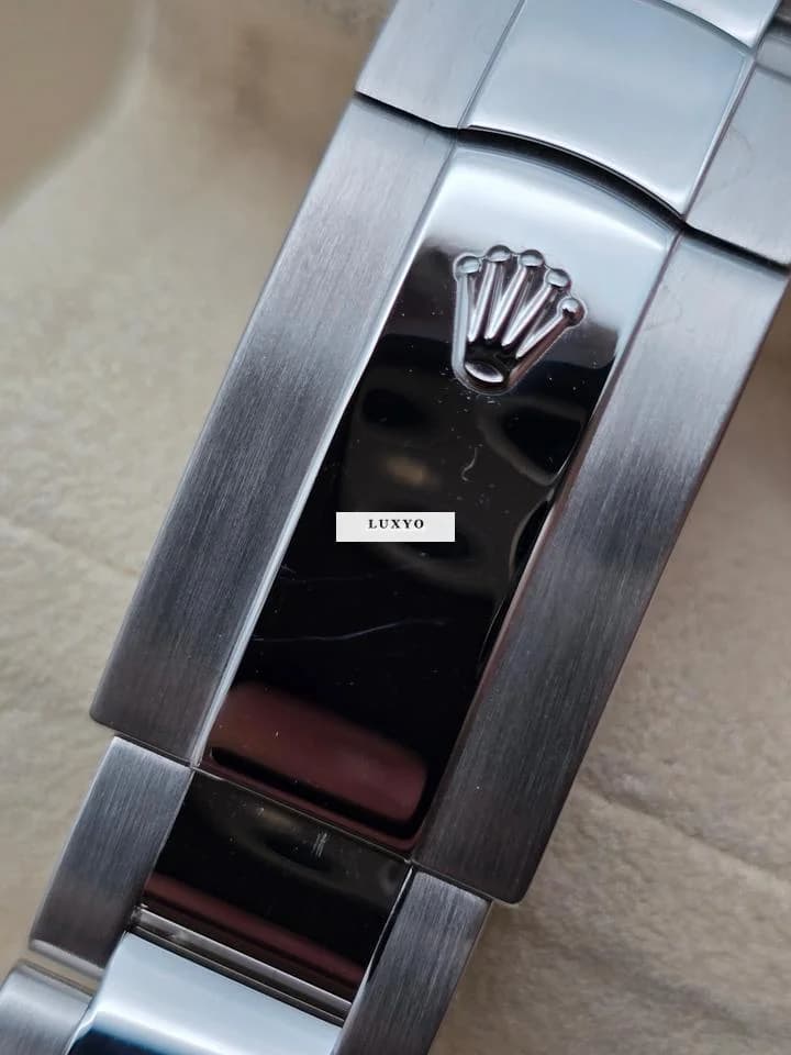 Rolex Datejust 41mm 126300 Rhodium/Slate Oyster Bracelet Very Good Full Set 8-2021 - Thumbnail 11