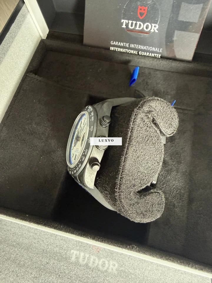 Tudor Black Bay Chrono 25 Full set including box, papers, and sales receipt - Thumbnail 6