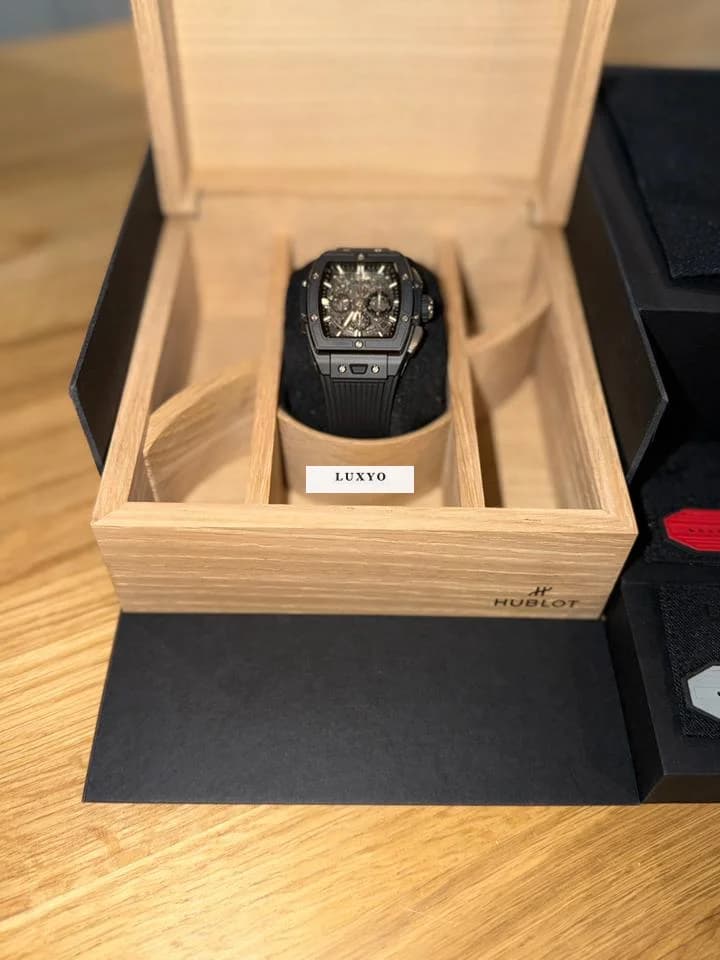 Hublot Of Big Bang Black Magic Spirit 42mm Full set, warranty 10/2027, like new, one free service - Thumbnail 6
