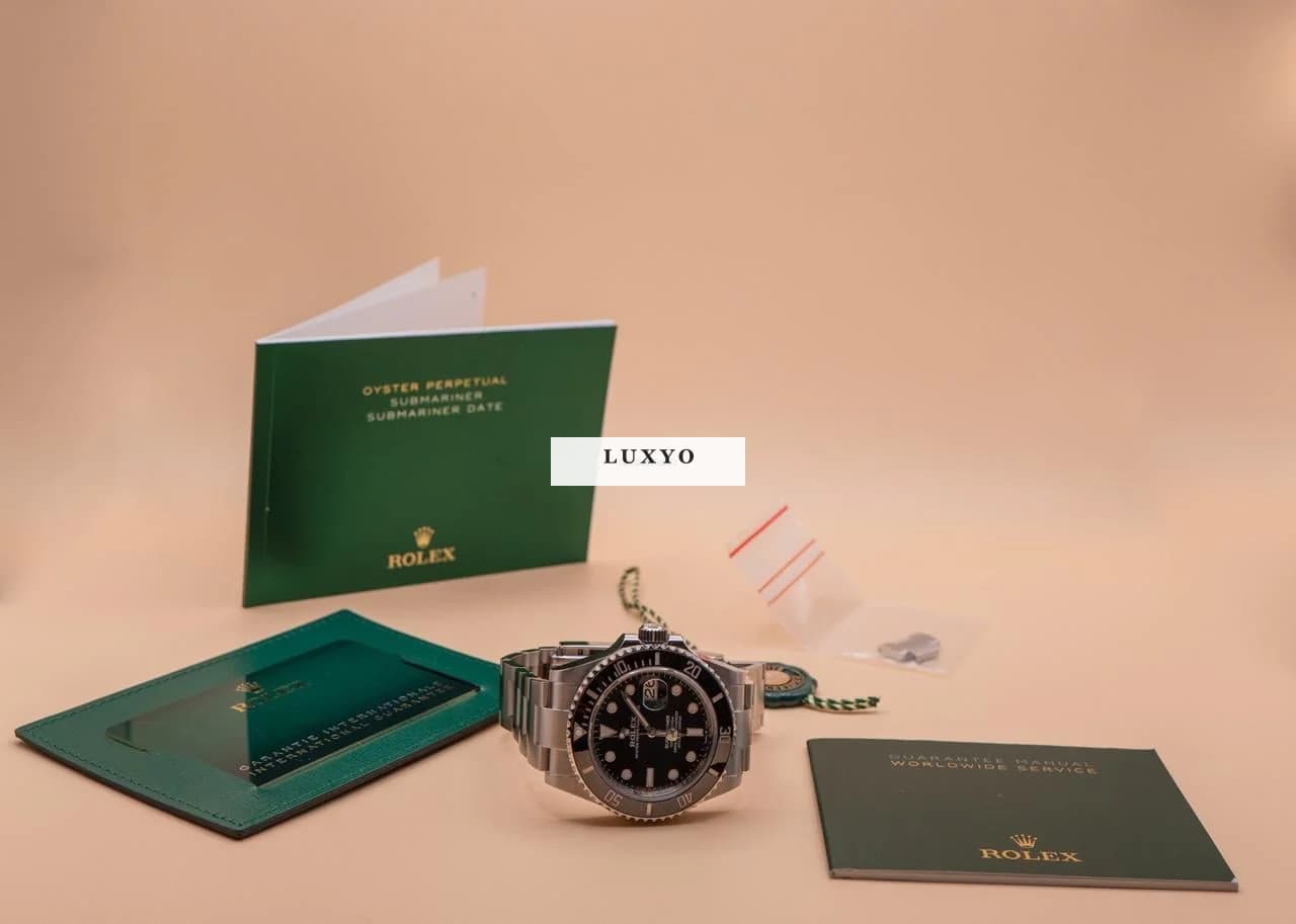 Rolex Submariner Date NOS | Never worn | Stickered | Full Set Box & Papers - Thumbnail 3