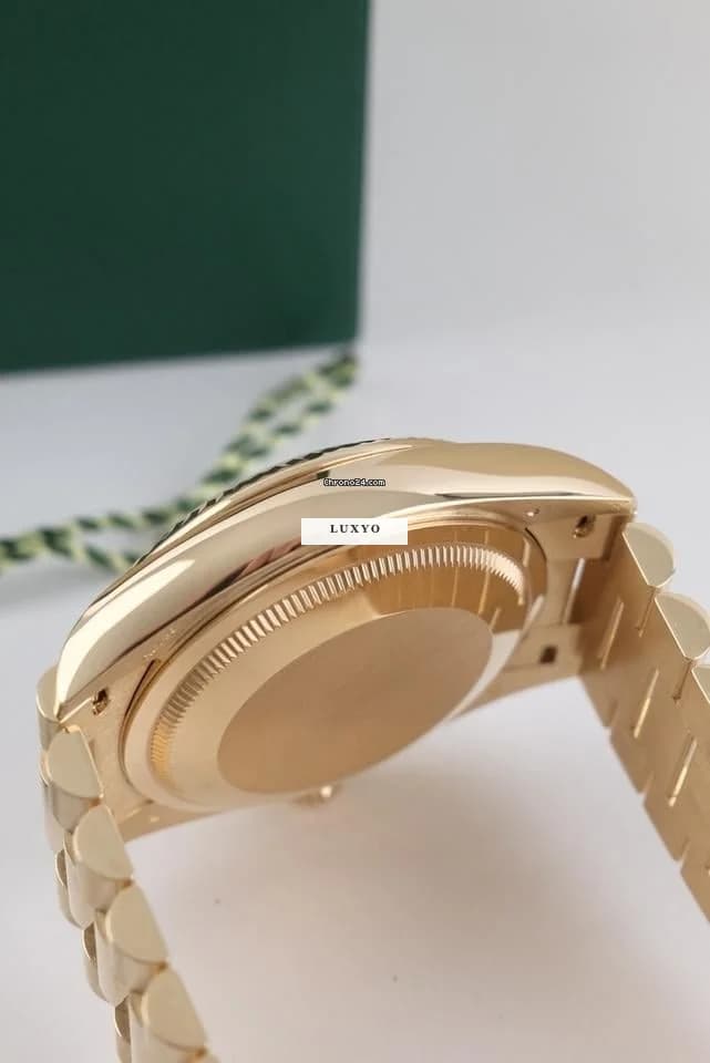 Rolex Day-Date 36  128238 Original Papiere + Box LC 100 First Buyer´s Invoice 2024 White Stick Dial - Thumbnail 8