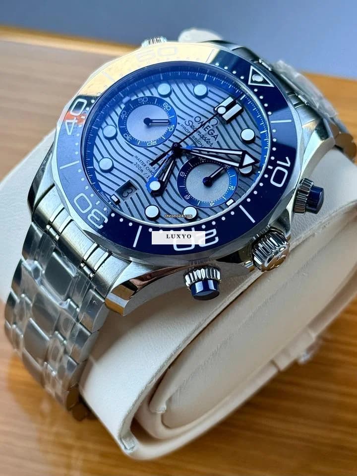 Omega Seamaster Diver 300 M New old stock unworn !!! - Thumbnail 11