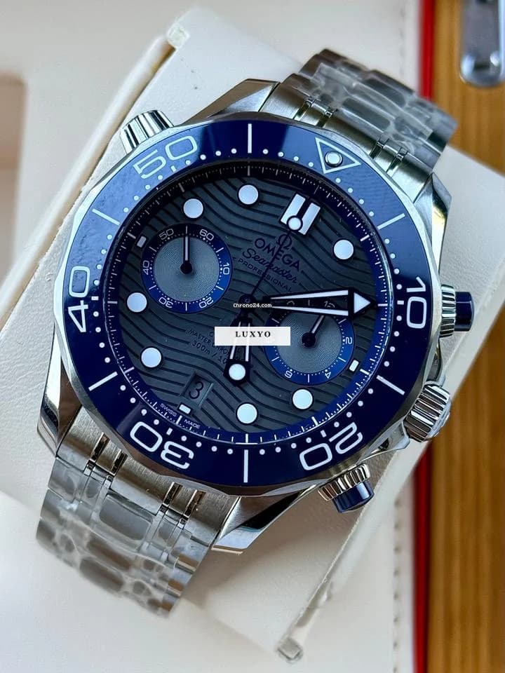 Omega Seamaster Diver 300 M New old stock unworn !!! - Thumbnail 9