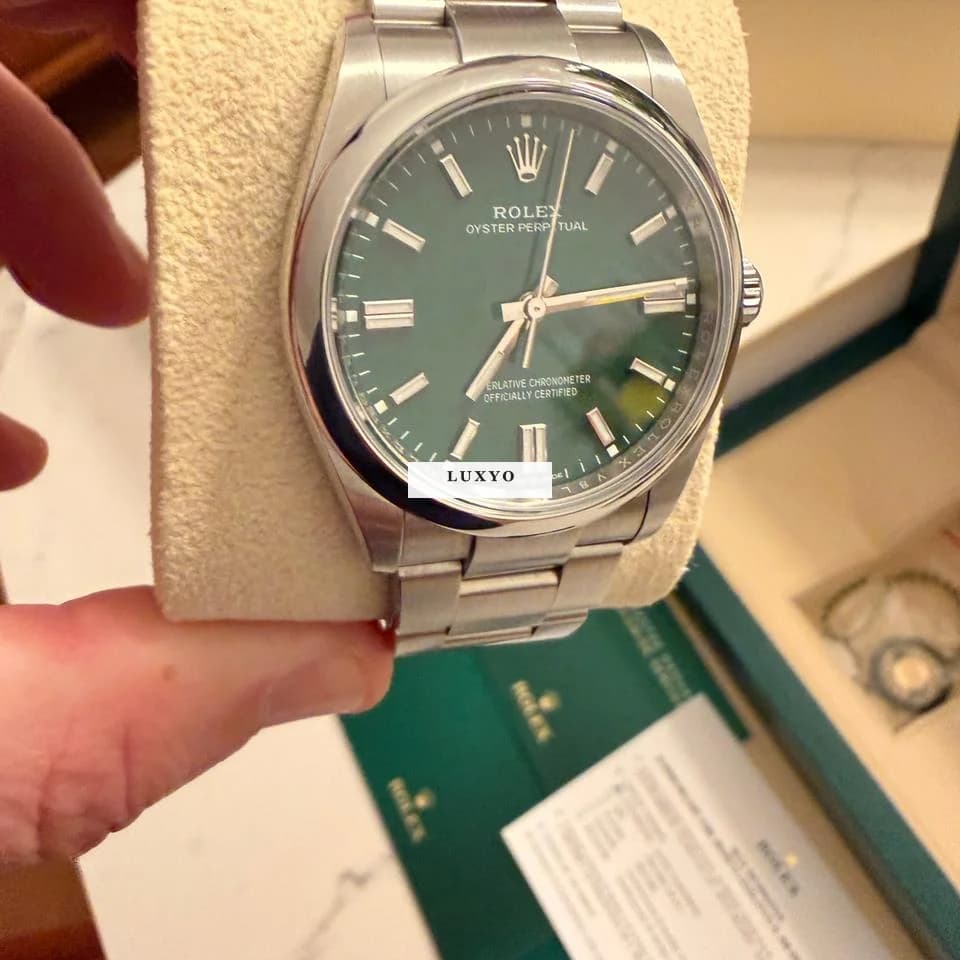 Rolex Oyster Perpetual 36 Full set green dial - Thumbnail 4