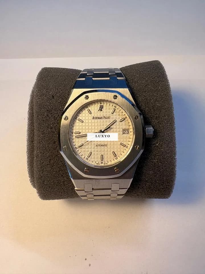 Audemars Piguet Royal Oak Ref. 14790ST White Tapisserie Dial / Excellent Condition - Thumbnail 2