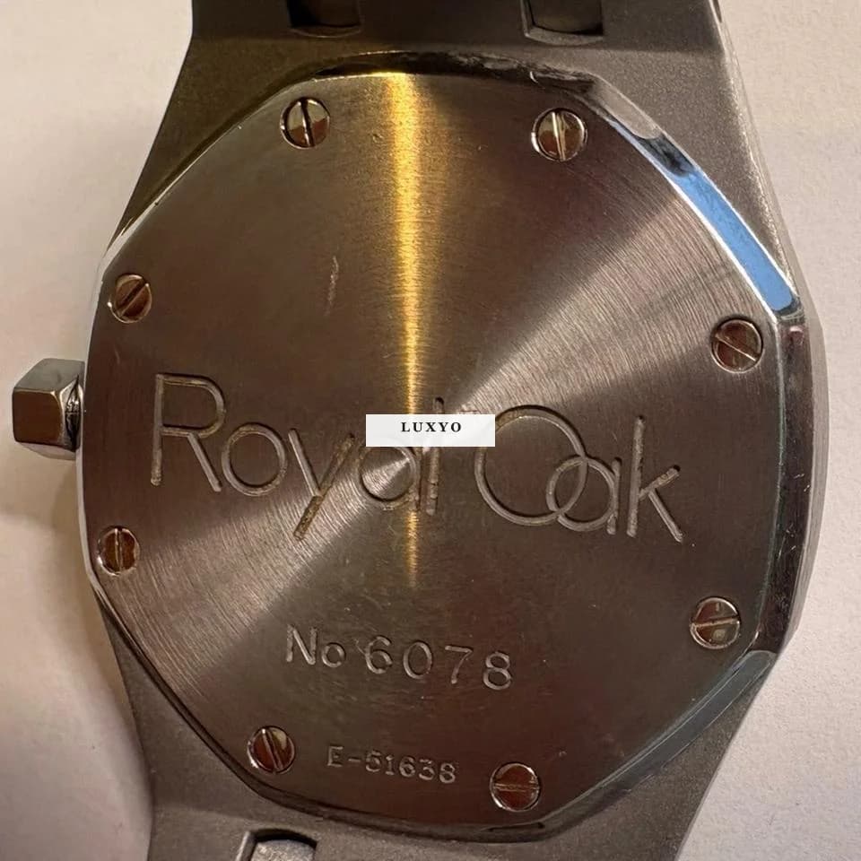 Audemars Piguet Royal Oak Ref. 14790ST White Tapisserie Dial / Excellent Condition - Thumbnail 6
