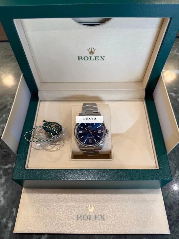 Rolex Oyster Perpetual 41 - Thumbnail 7