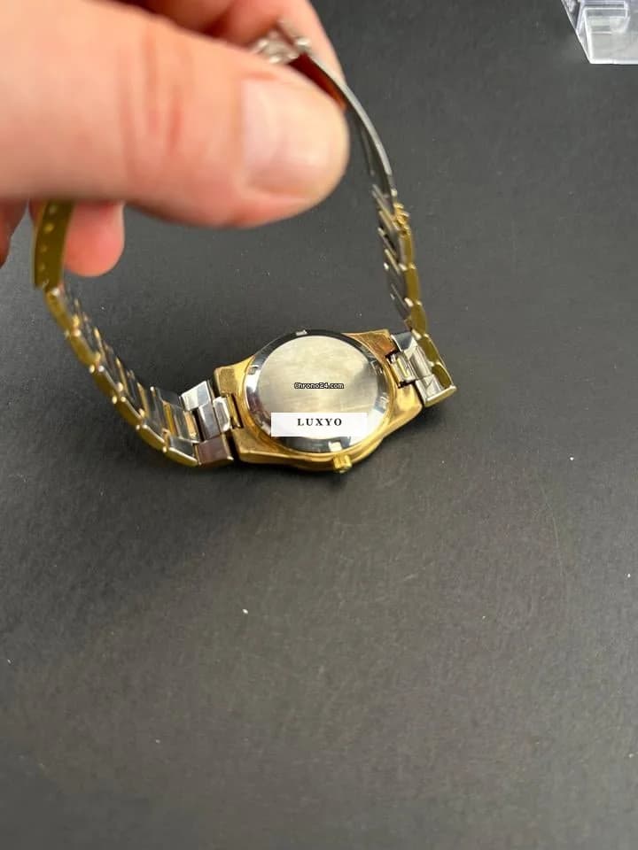 Omega Genève Automatic Day-Date - Thumbnail 4