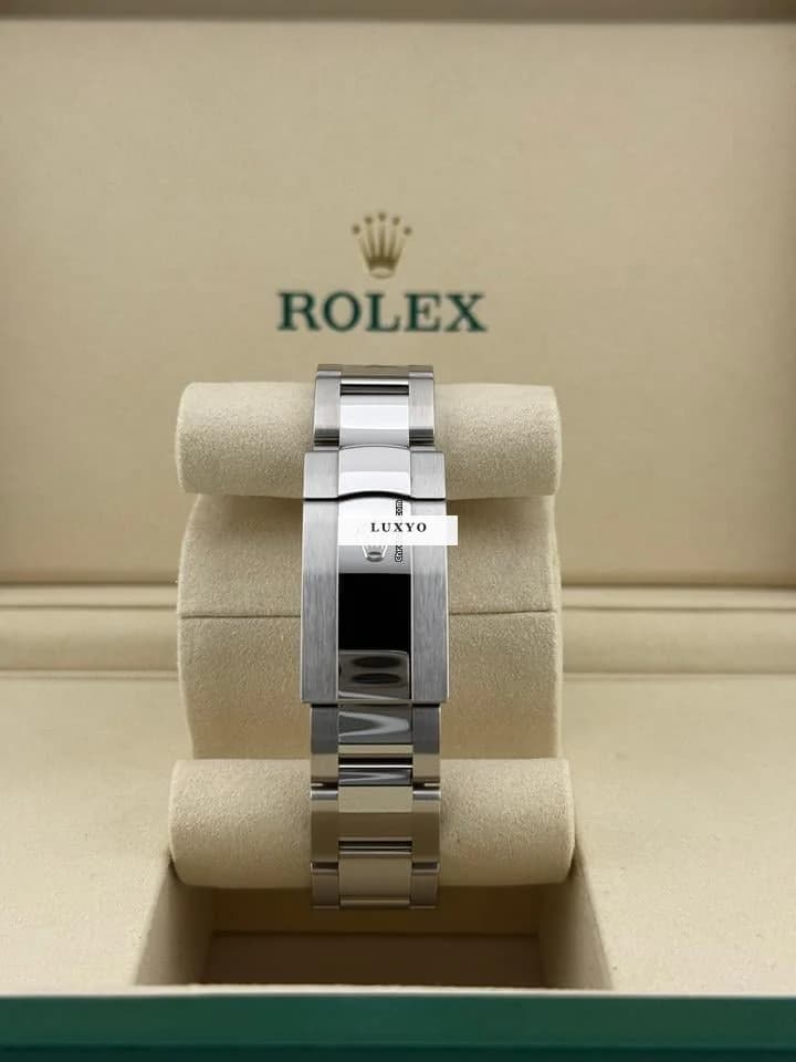 Rolex Datejust 41 2025 - Full Set - Thumbnail 3