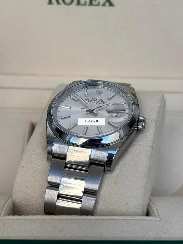 Rolex Datejust 36 Rolex Datejust 36 Ref. 126200 – Silver Dial – Oyster Bracele - Thumbnail 2